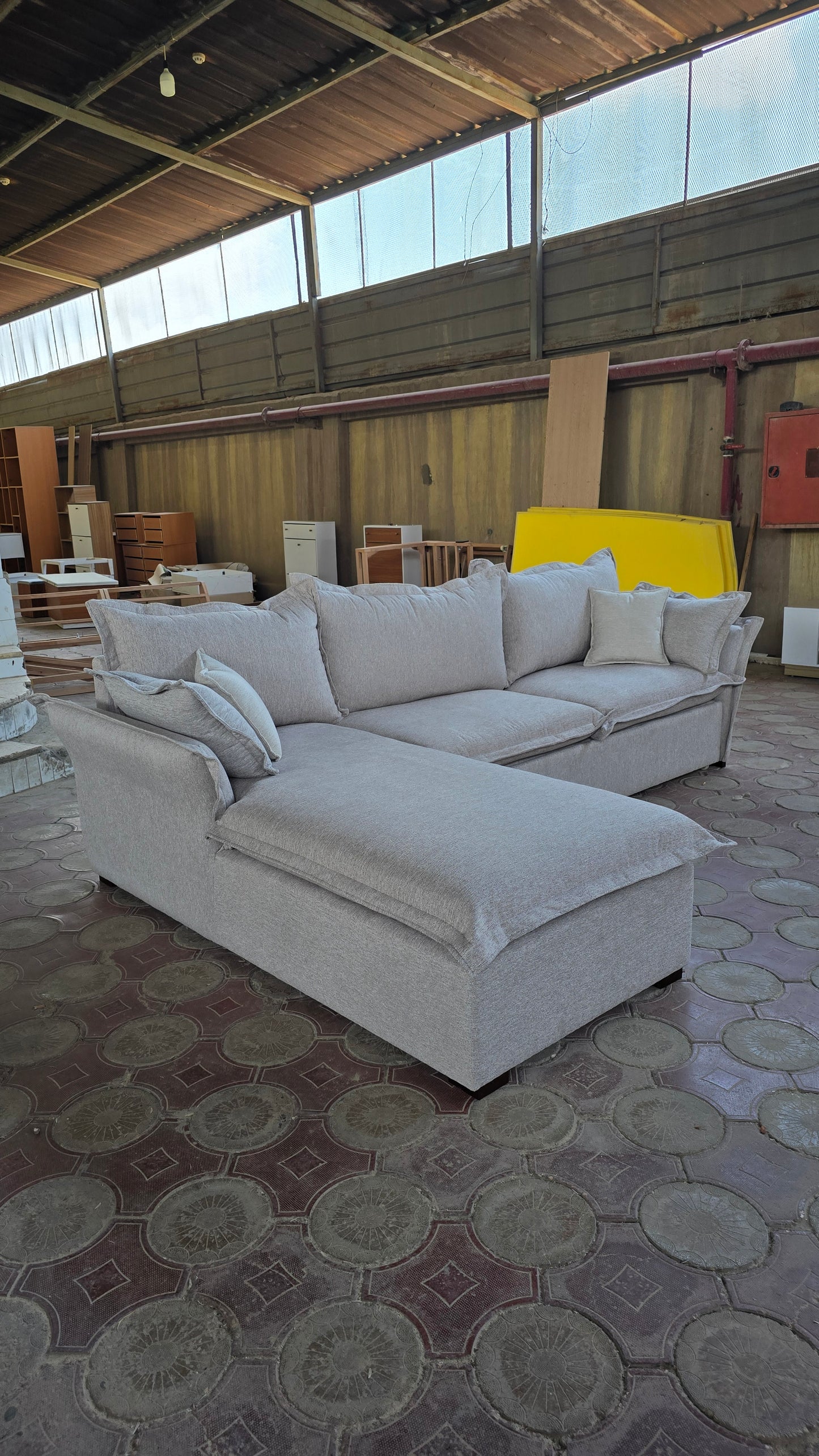 Flora L_shape wihe bed